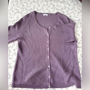 Jaclyn Smith Purple Button-Up Women's Top